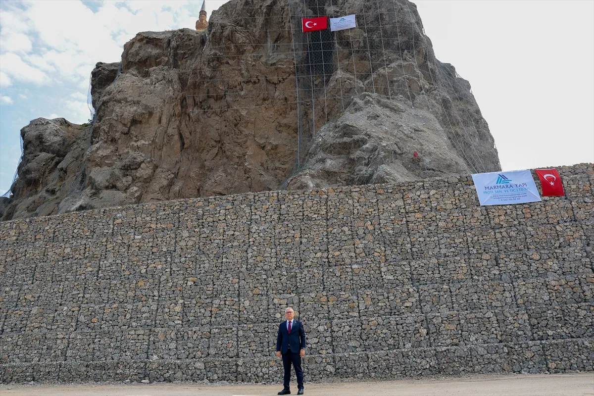 Sivas’ta Yukarı Tekke kayalıklarında ıslah çalışmaları tamamlandı