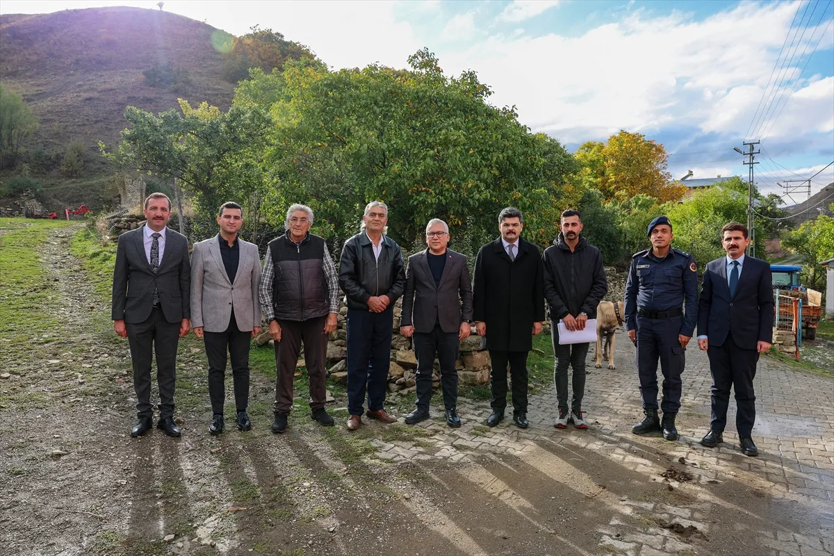Sivas Valisi Şimşek, İmranlı’da ziyaretlerde bulundu
