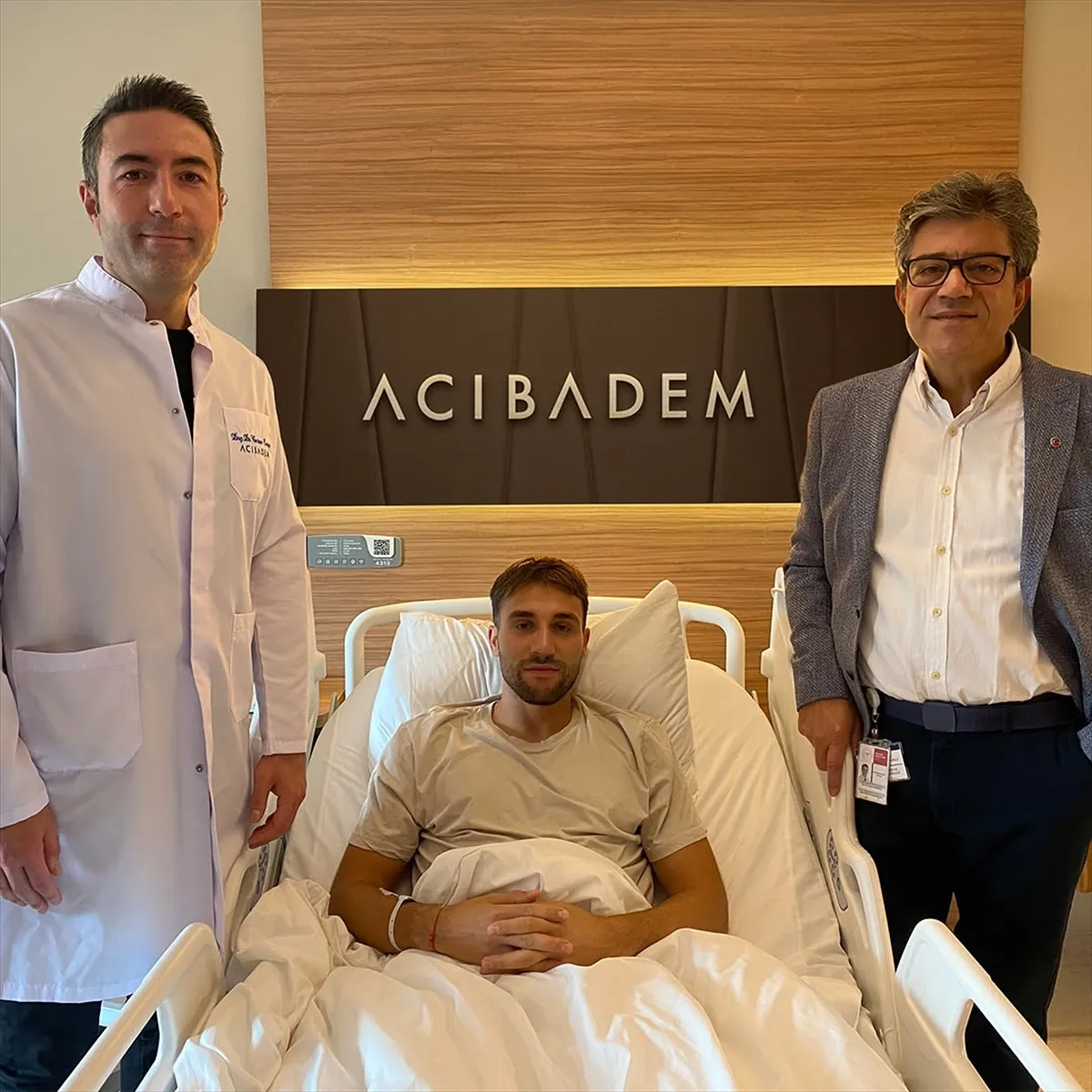 Sivasspor’da Okan Erdoğan’a çapraz bağ ameliyatı yapıldı Sivasspor’da Okan Erdoğan’a çapraz bağ ameliyatı yapıldı