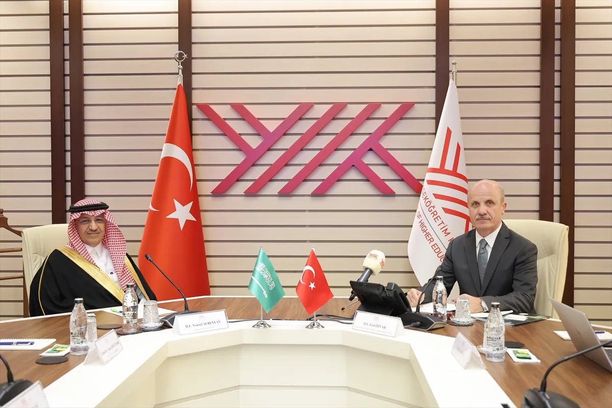 Suudi Arabistan Eğitim Bakanı el-Benyan, YÖK Başkanı Özvar’ı ziyaret etti