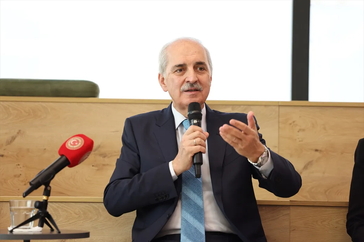 TBMM Başkanı Kurtulmuş, Batman’da gençlerle bir araya geldi