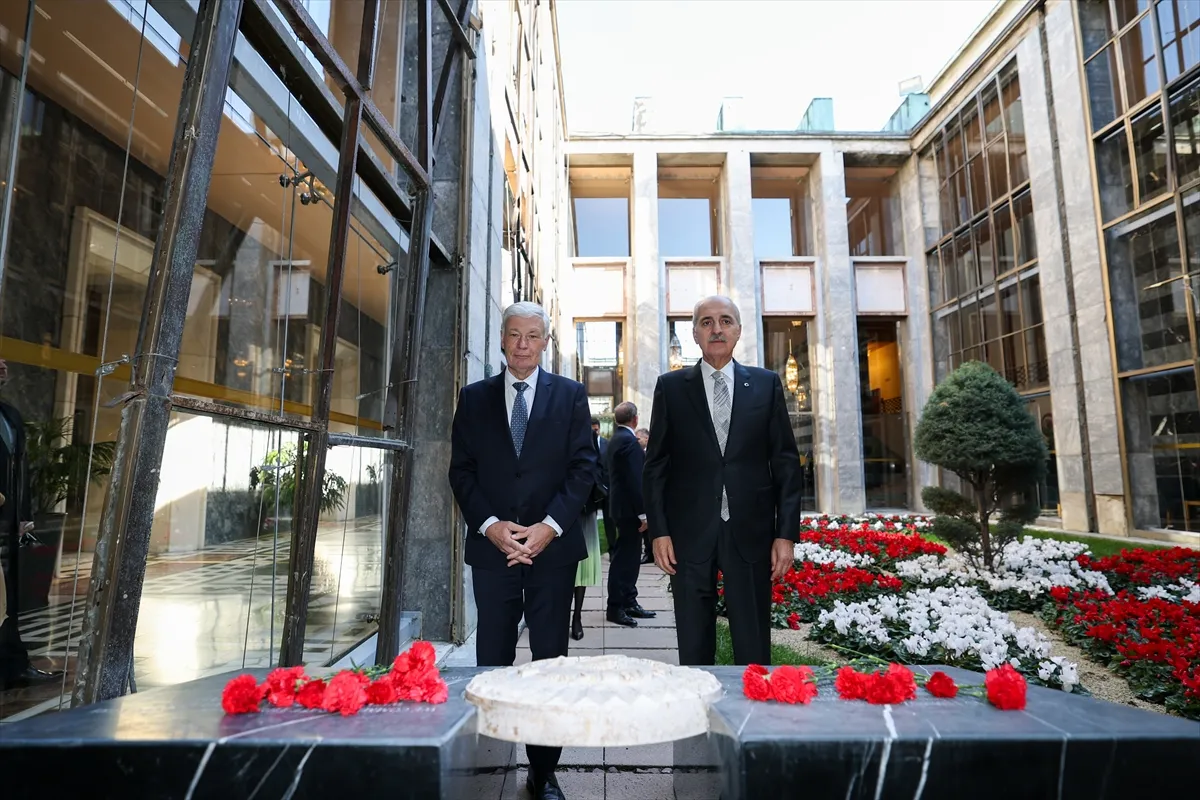 Kurtulmuş, Lüksemburg Meclis Başkanı Wiseler ile bir araya geldi 6. kare