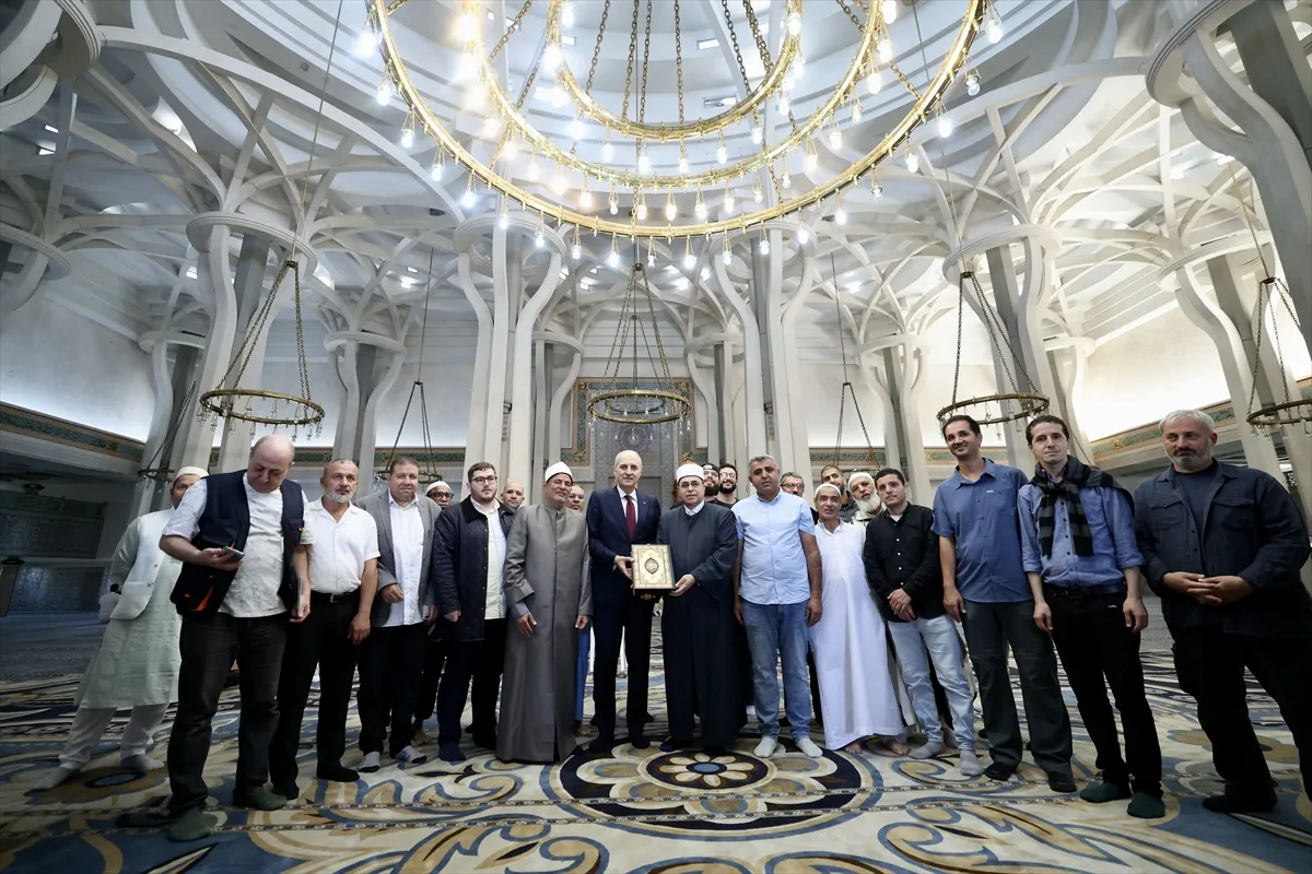 TBMM Başkanı Kurtulmuş, Roma İslam Merkezi’ni ziyaret etti