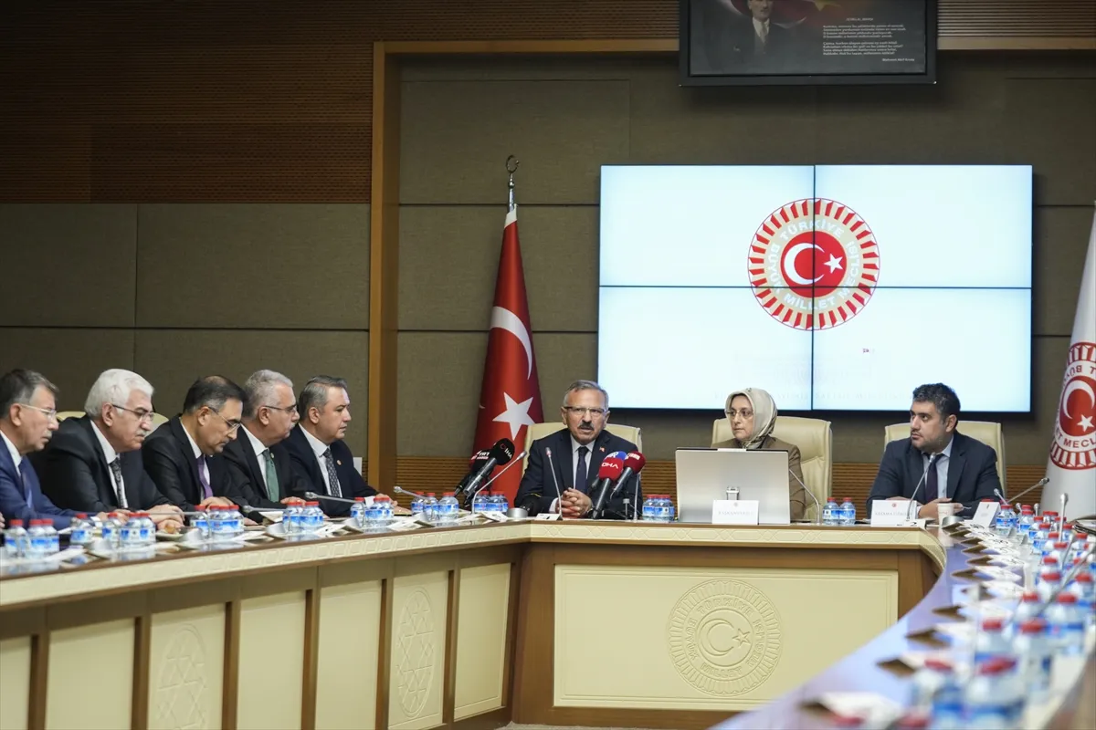 TBMM Okul Saldırılarının Nedenlerini Araştırma Komisyonu toplandı TBMM Okul Saldırılarının Nedenlerini Araştırma Komisyonu toplandı
