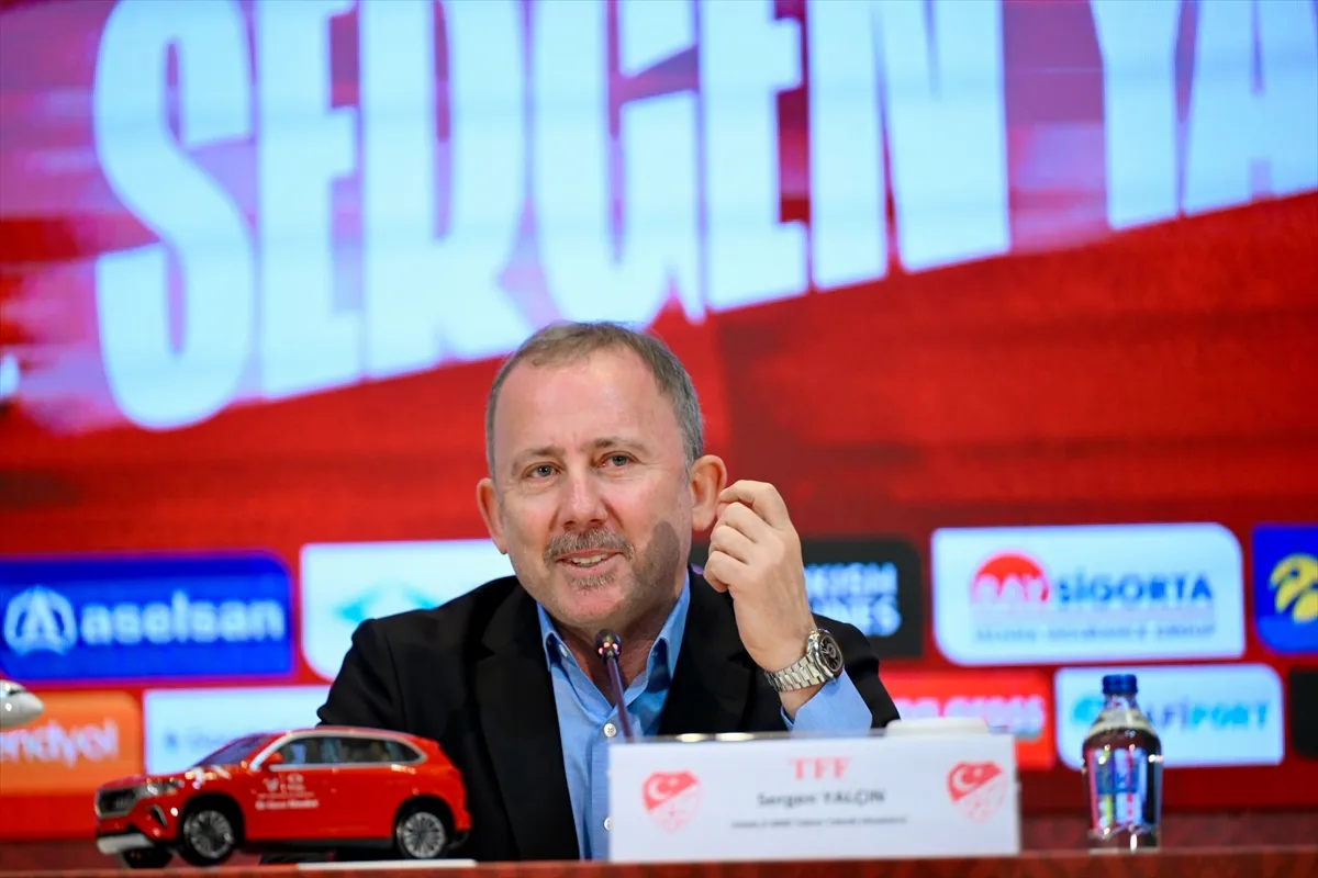 TFF, teknik direktör Sergen Yalçın ile 4 yıllık sözleşme imzaladı TFF, teknik direktör Sergen Yalçın ile 4 yıllık sözleşme imzaladı
