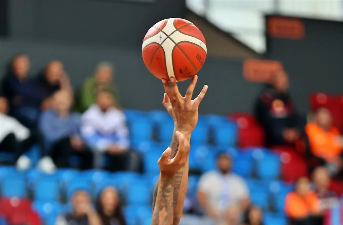 Trabzonspor - Esenler Erokspor 2. kare