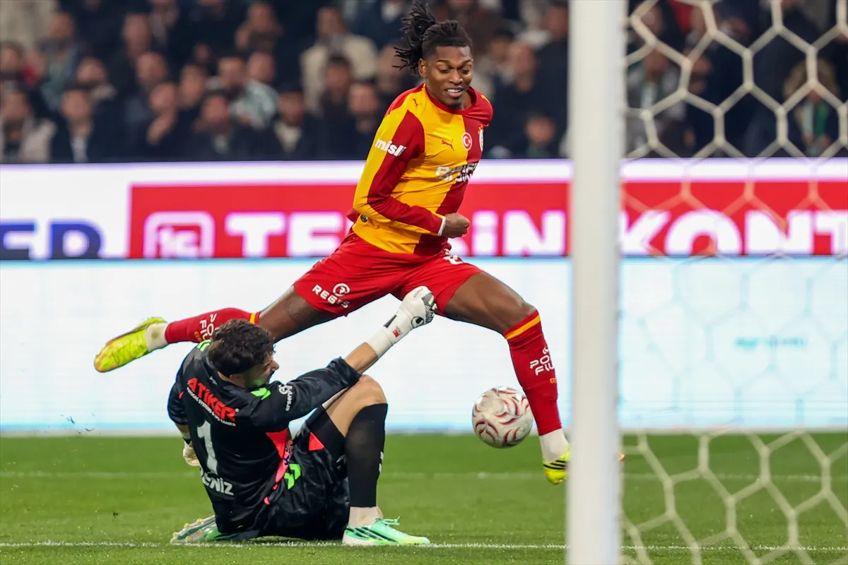 TÜMOSAN Konyaspor - Galatasaray maçı Konya’da oynandı 3. kare