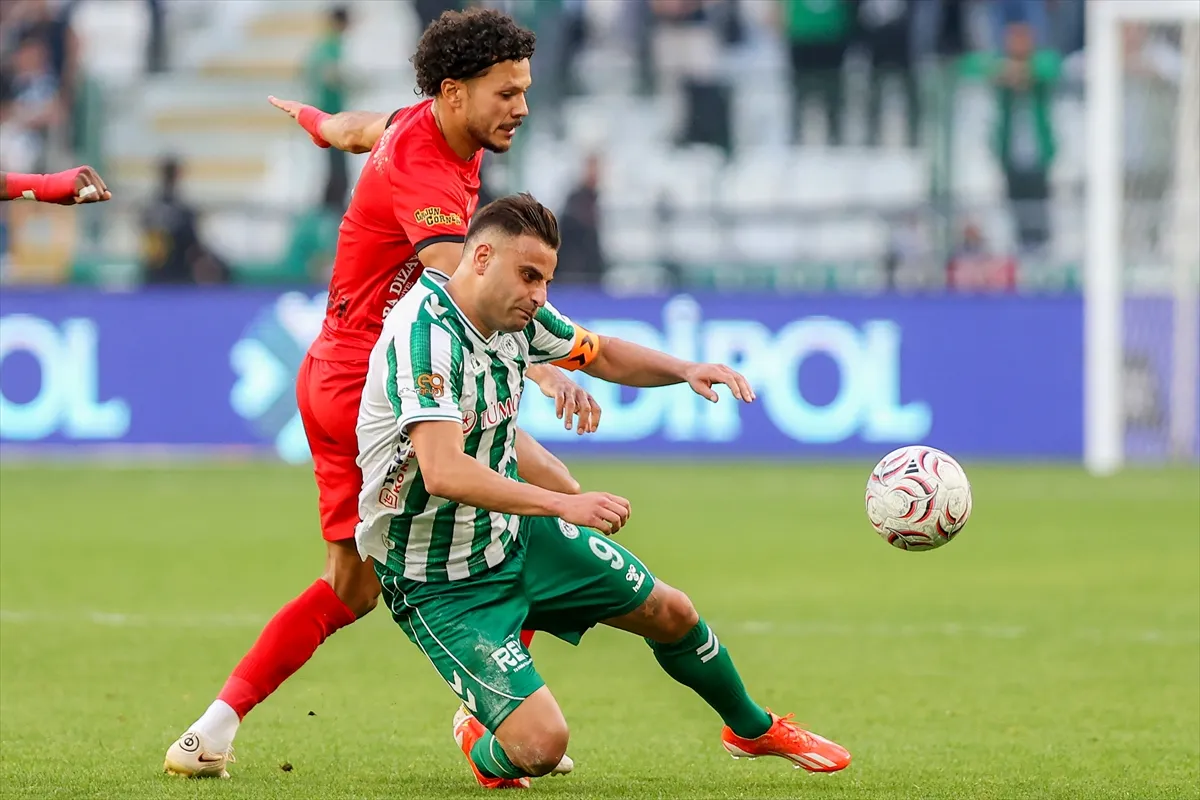TÜMOSAN Konyaspor - Gençlerbirliği maçı Konya’da oynandı 2. kare