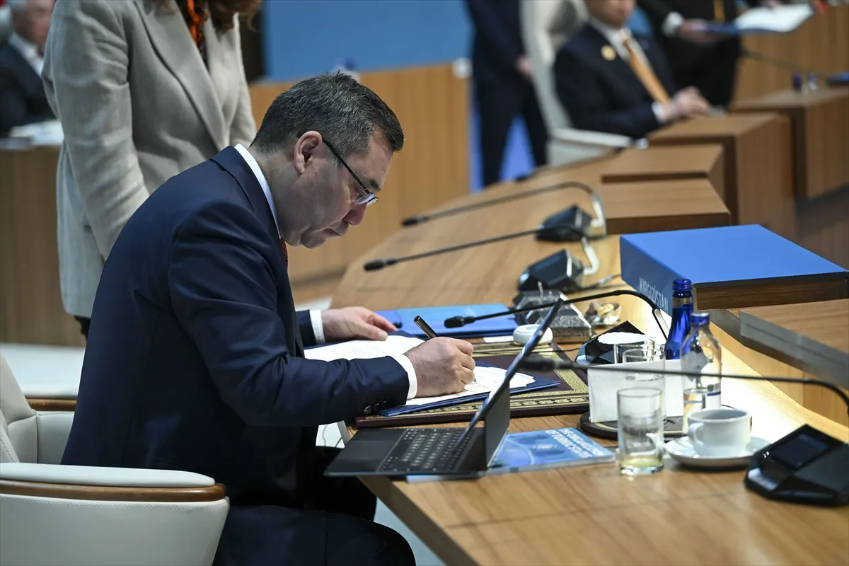 Türk Devletleri Teşkilatı Devlet Başkanları Konseyi 13. Zirvesi 3. kare