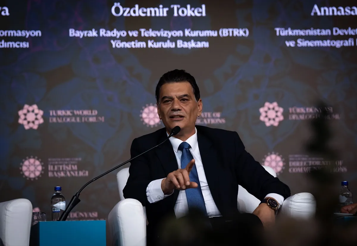 Türk Dünyası Forumu’nda medya ve iletişim paneli 2. kare