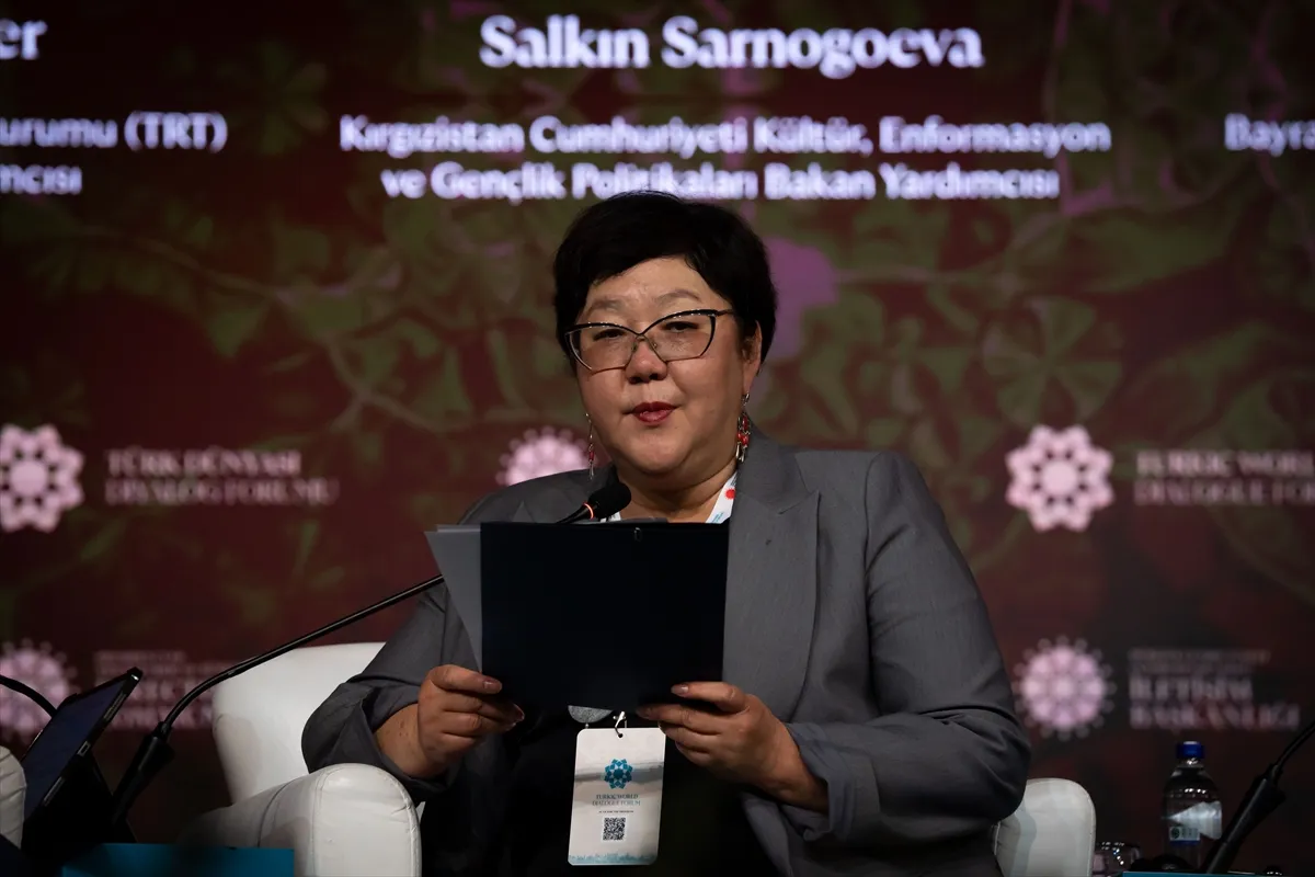 Türk Dünyası Forumu’nda medya ve iletişim paneli 5. kare
