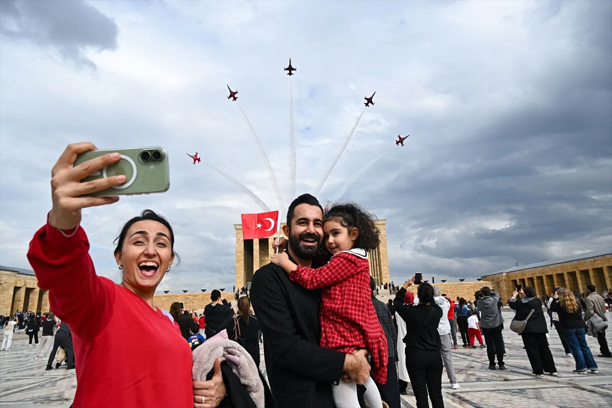 Türk Yıldızları Ankara’da 29 Ekim için prova uçuşu yaptı