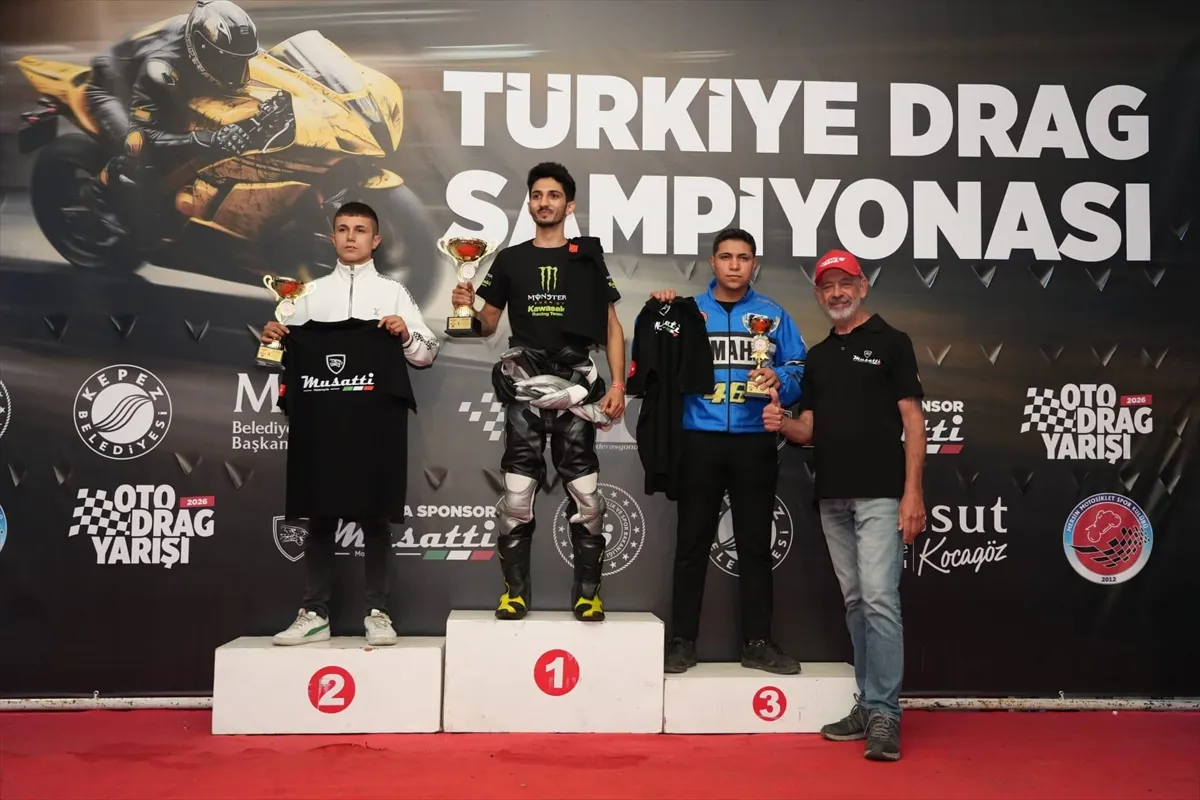 Türkiye Drag Şampiyonası 4. ayağı Antalya Kepez’de koşuldu