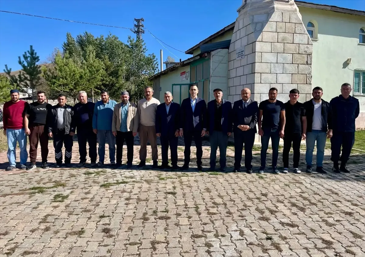 Ulaş Kaymakamı Avcı’dan Akkaya ve Kovalı köylerine ziyaret Ulaş Kaymakamı Avcı’dan Akkaya ve Kovalı köylerine ziyaret