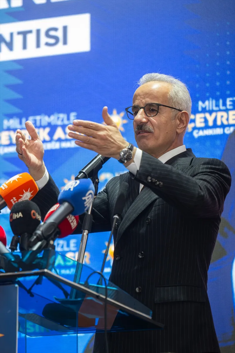 Bakan Uraloğlu, Çankırı’da AK Parti İl Danışma Meclisi’nde konuştu 4. kare