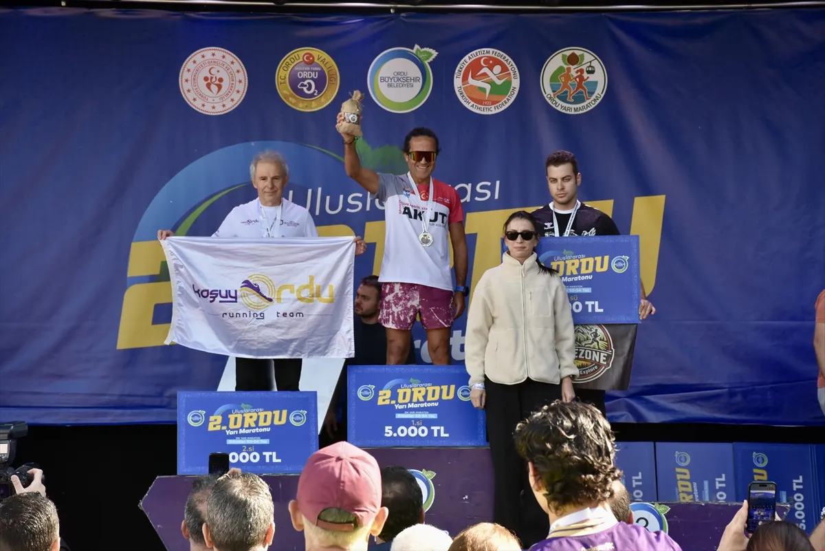 Uluslararası 2. Ordu Yarı Maratonu düzenlendi 3. kare