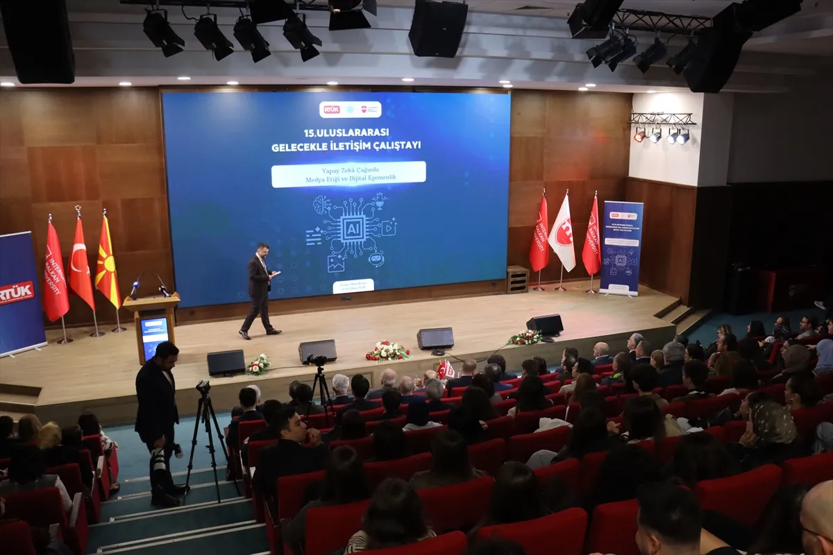 Üsküp’te 15. Uluslararası Gelecekle İletişim Çalıştayı düzenlendi 2. kare