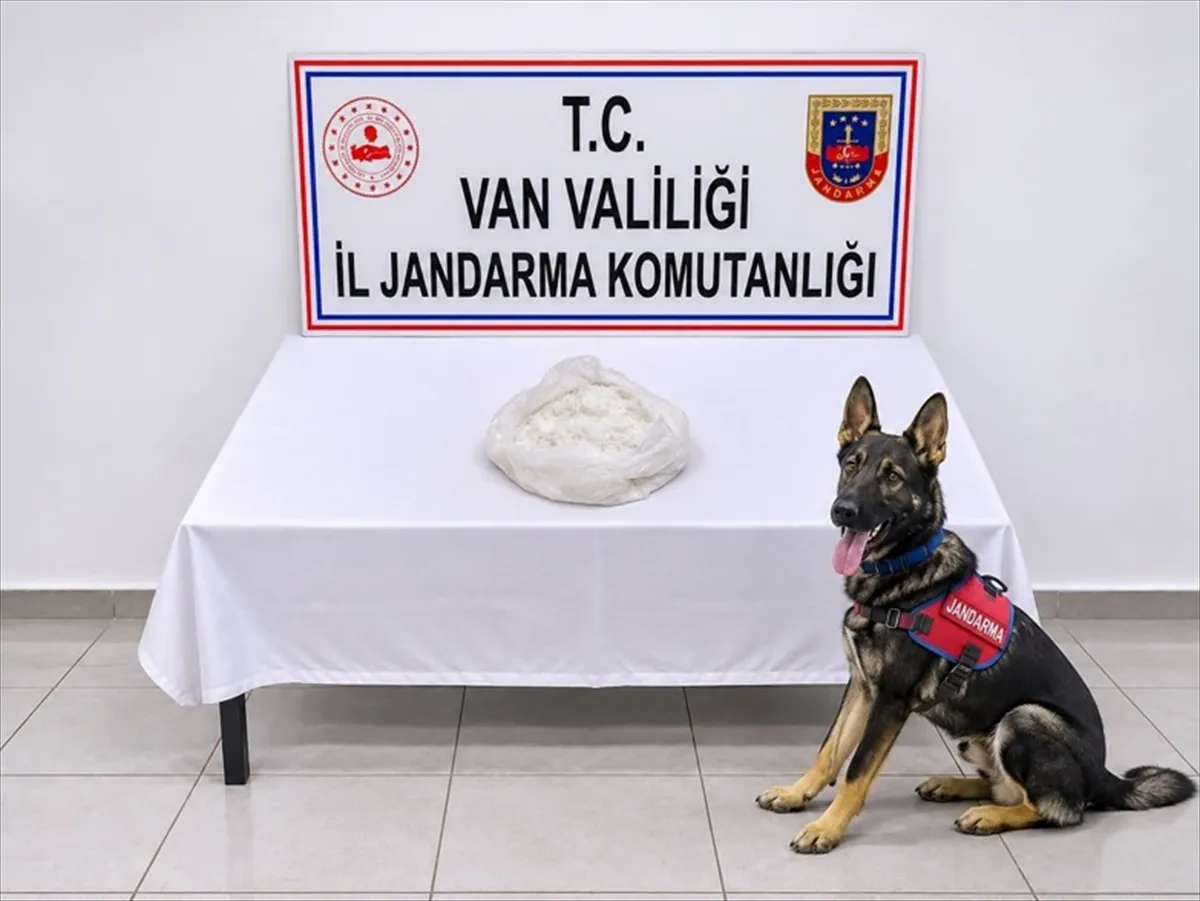 Van’da Otobüste 1 Kilo 32 Gram Sentetik Uyuşturucu Ele Geçirildi