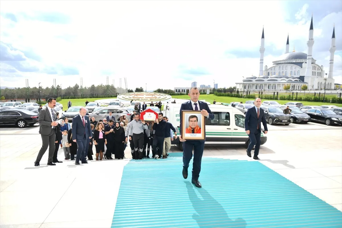 Vefat eden Yargıtay 2. Ceza Dairesi Başkanı Kuzu için Yargıtay’da tören düzenlendi Vefat eden Yargıtay 2. Ceza Dairesi Başkanı Kuzu için Yargıtay’da tören düzenlendi