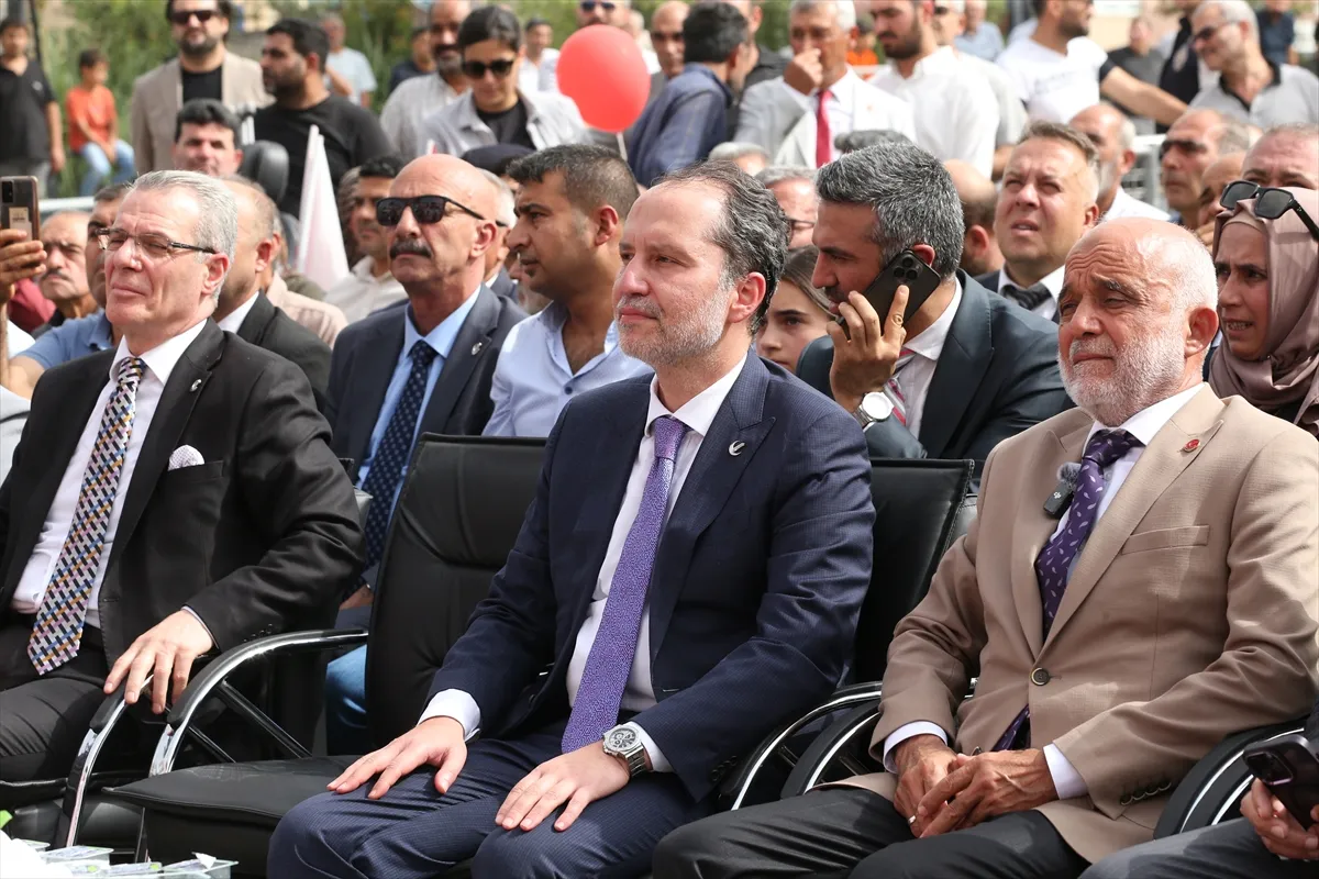 Yeniden Refah Partisi Genel Başkanı Fatih Erbakan Hatay’da konuştu 2. kare