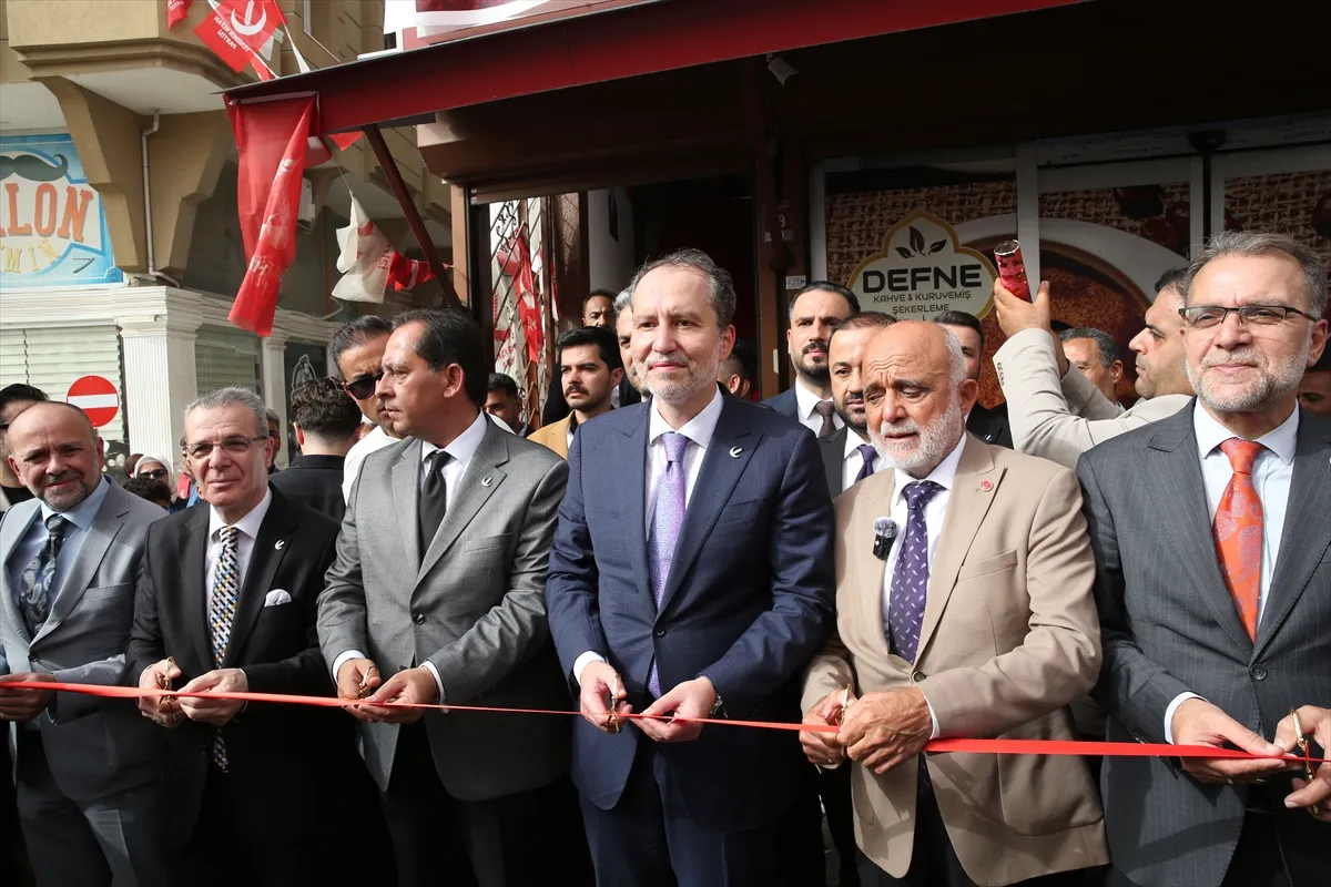 Yeniden Refah Partisi Genel Başkanı Fatih Erbakan Hatay’da konuştu 5. kare