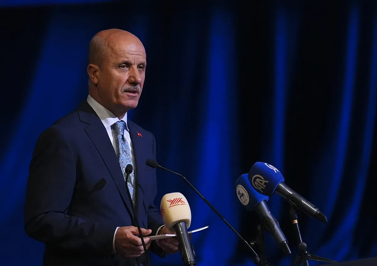 YÖK Başkanı Özvar, Dokuz Eylül Üniversitesi Akademik Yılı Açılış Töreni’nde konuştu