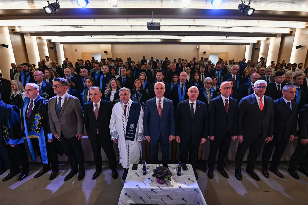 YÖK Başkanı Özvar, Marmara Üniversitesinin akademik yıl açılış töreninde konuştu YÖK Başkanı Özvar, Marmara Üniversitesinin akademik yıl açılış töreninde konuştu
