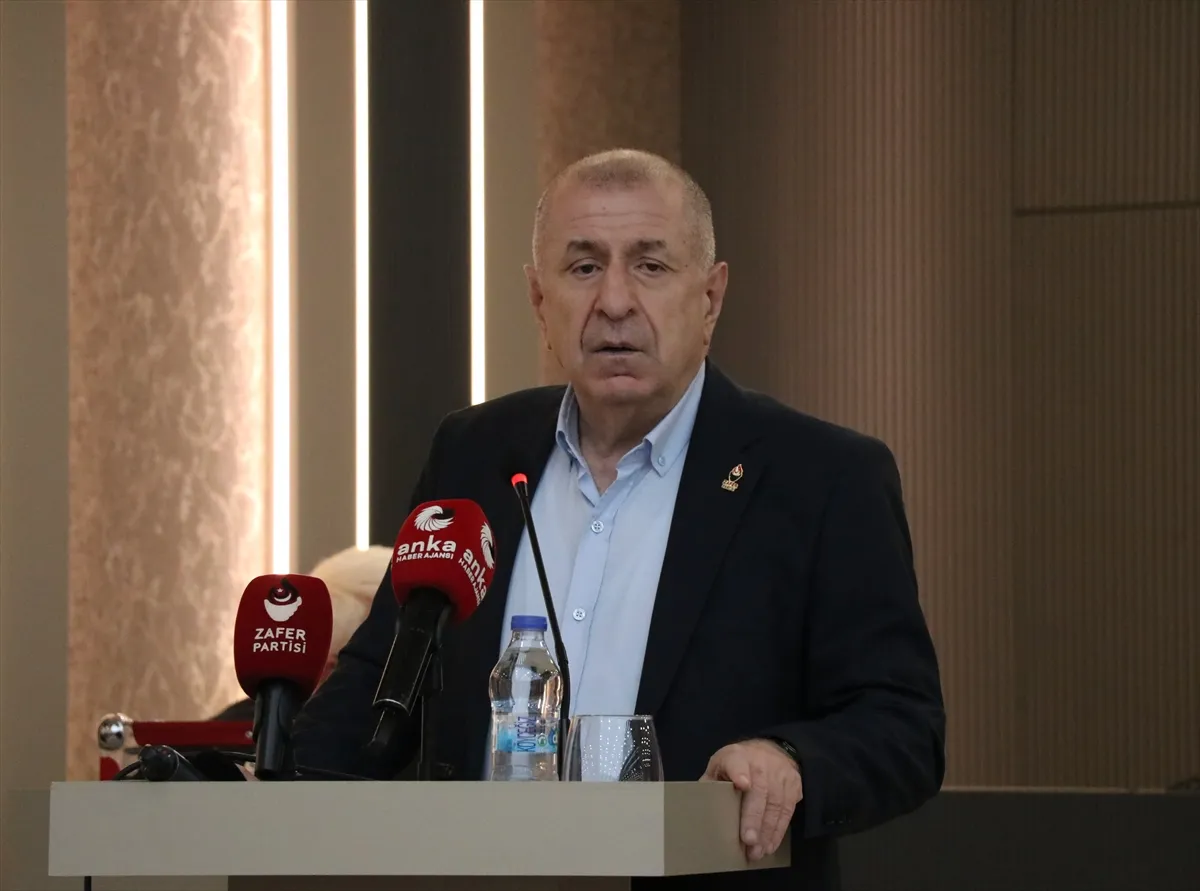 Zafer Partisi Genel Başkanı Özdağ, Adana’da ziyaretlerde bulundu