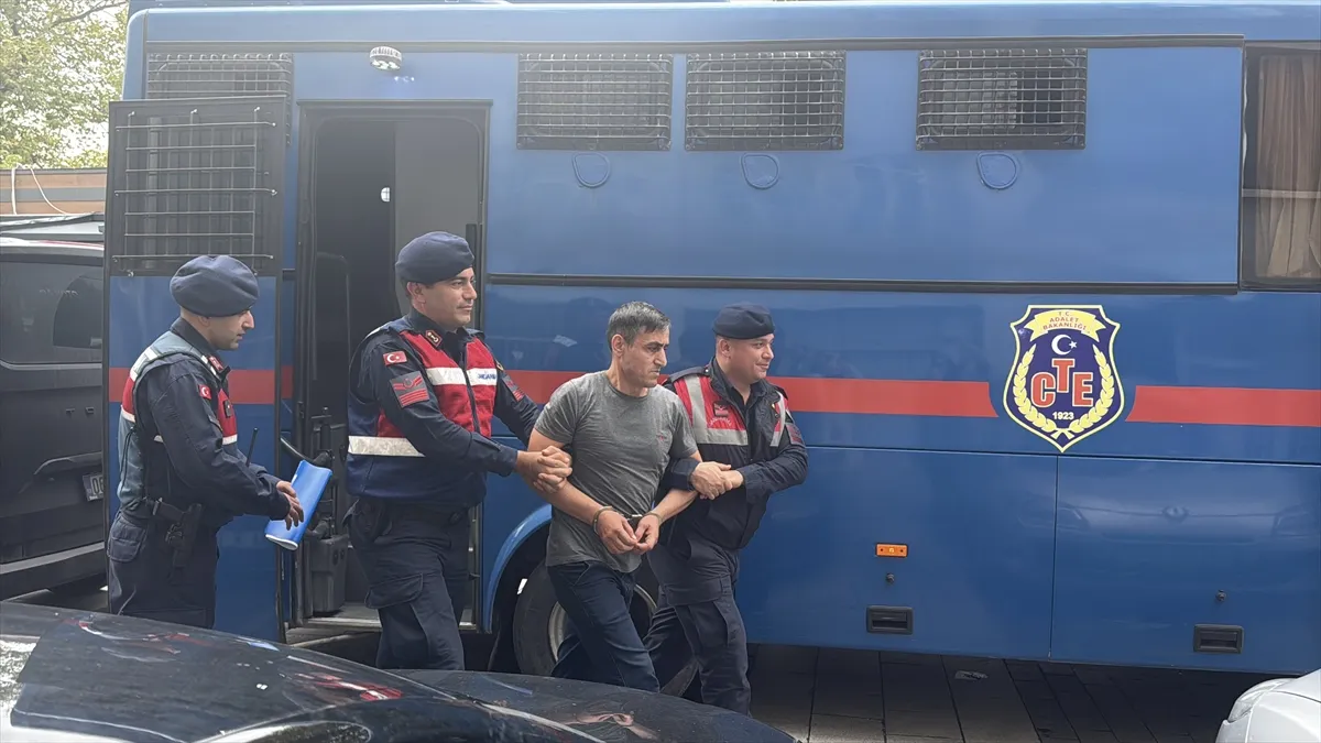 Zonguldak’ta kemikleri bulunan kişinin ölümüne ilişkin 4 sanığın yargılanması sürdü Zonguldak’ta kemikleri bulunan kişinin ölümüne ilişkin 4 sanığın yargılanması sürdü
