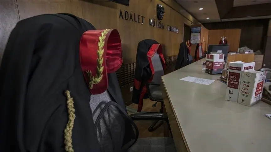 Diyarbakır’da kafede silahla bir kadını öldüren sanığın davasında karar Diyarbakır’da kafede silahla bir kadını öldüren sanığın davasında karar
