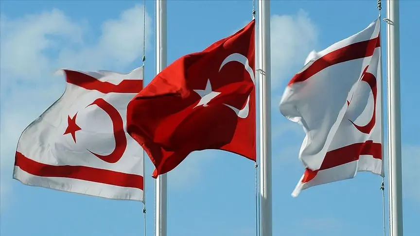 TBMM ile KKTC Cumhuriyet Meclisi futbol takımları, KKTC’ye uygulanan ambargolara karşı dostluk maçı yaptı TBMM ile KKTC Cumhuriyet Meclisi futbol takımları, KKTC’ye uygulanan ambargolara karşı dostluk maçı yaptı