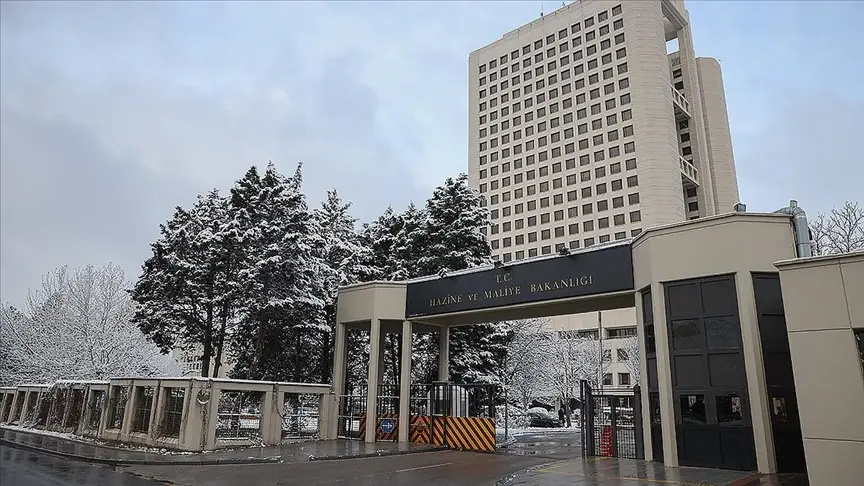 Hazine ve Maliye Bakanı Şimşek’ten fon düzenlemelerine ilişkin açıklama Hazine ve Maliye Bakanı Şimşek’ten fon düzenlemelerine ilişkin açıklama