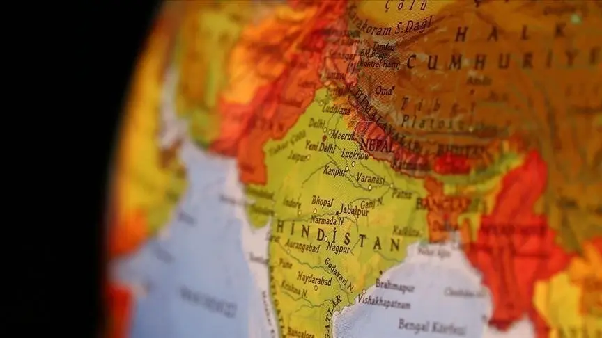 Hindistan’da seçmen listelerine yönelik protesto öncesinde güvenlik önlemleri artırıldı Hindistan’da seçmen listelerine yönelik protesto öncesinde güvenlik önlemleri artırıldı