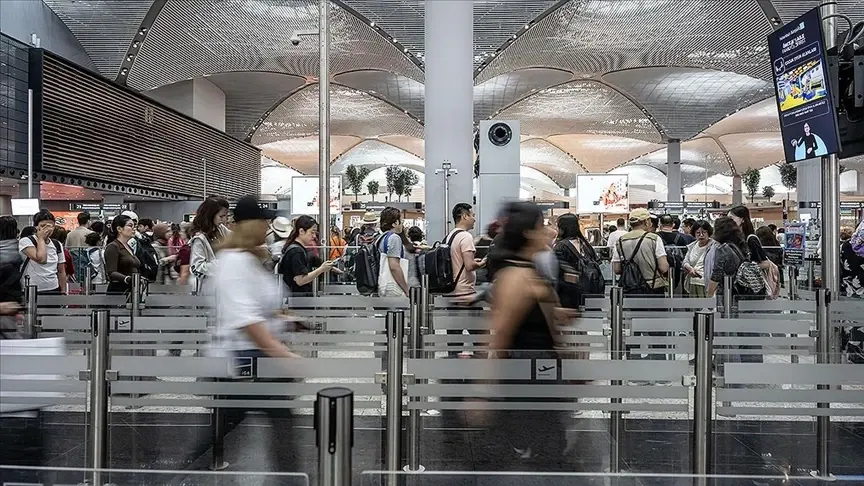 İstanbul Havalimanı günlük 1530 uçuşla Avrupa’nın en yoğun havalimanı oldu