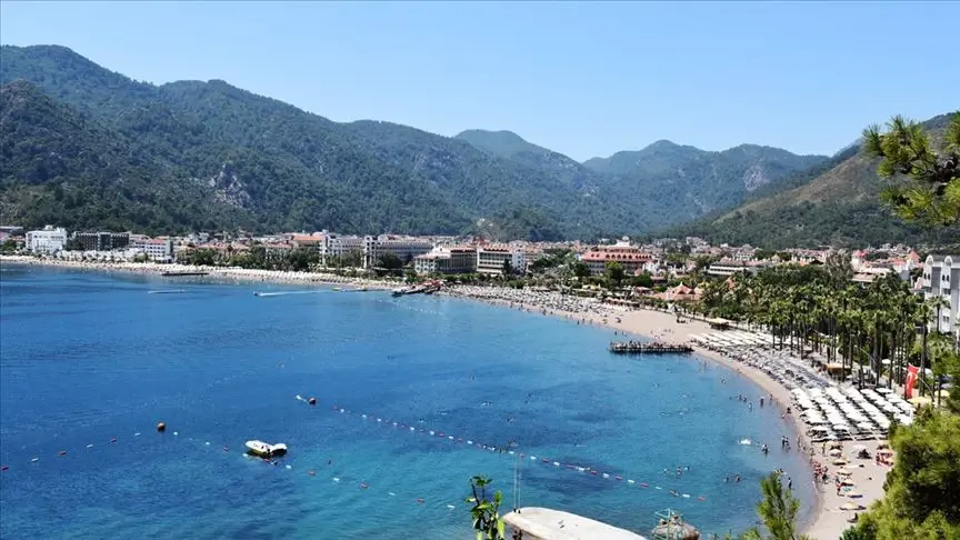 Marmaris’e Aida Stella kruvaziyeriyle 2 bin 305 turist geldi Marmaris’e Aida Stella kruvaziyeriyle 2 bin 305 turist geldi