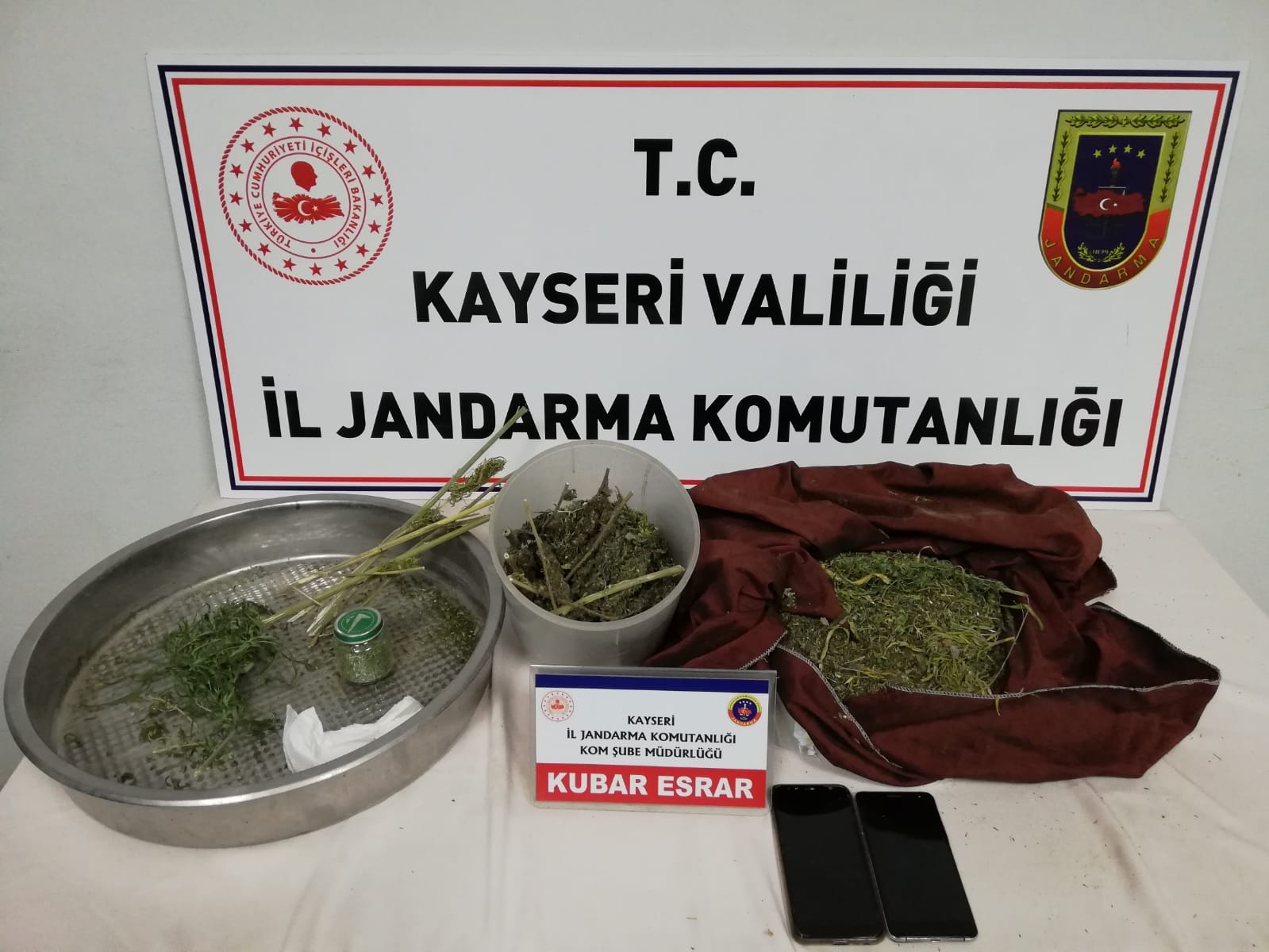 kayseri asayis haberi felahiye ve ozvatan da jandarmadan uyusturucu operasyonu kayseri canli gaste haberler