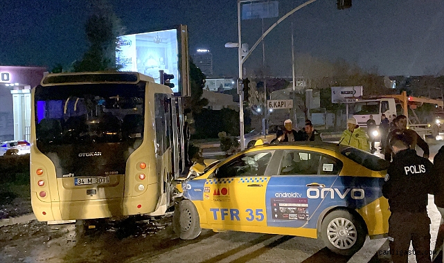 Başakşehir’de trafik kazası: 4 yaralı Başakşehir’de trafik kazası: 4 yaralı