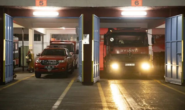 Başkent itfaiyesi yeni yılı görev başında karşıladı Başkent itfaiyesi yeni yılı görev başında karşıladı