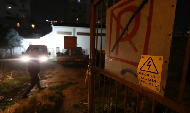Bursa’da trafoda elektrik akımına kapılan kişi öldü Bursa’da trafoda elektrik akımına kapılan kişi öldü