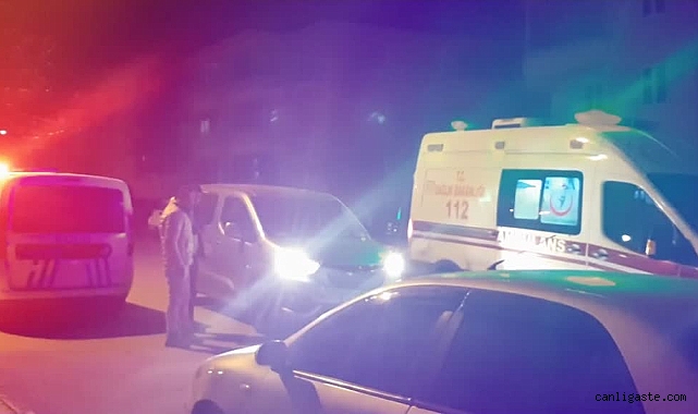 Çorum Olay: 2 genç birbirini bıçakla yaraladı Çorum Olay: 2 genç birbirini bıçakla yaraladı