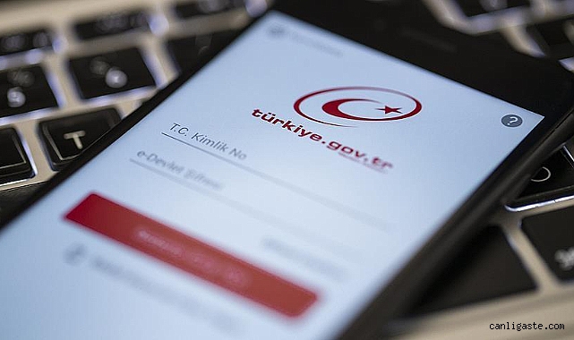 e-Devlet üzerinden başvuran 320 bin 775 kişinin adli sicil kaydı silindi e-Devlet üzerinden başvuran 320 bin 775 kişinin adli sicil kaydı silindi