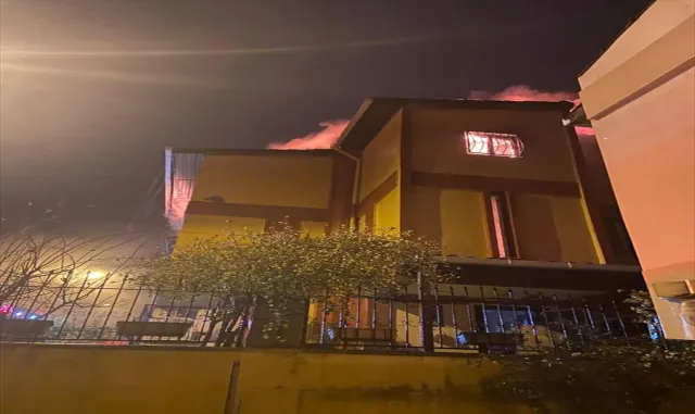 GÜNCELLEME - İzmir’de sağanak etkili oluyor GÜNCELLEME - İzmir’de sağanak etkili oluyor