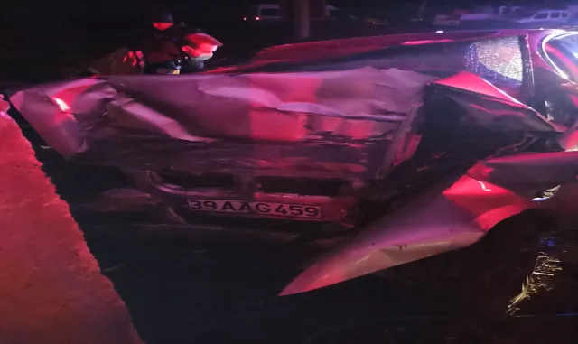 GÜNCELLEME - Kırklareli’nde köprü ayağına çarpan otomobildeki çift hayatını kaybetti GÜNCELLEME - Kırklareli’nde köprü ayağına çarpan otomobildeki çift hayatını kaybetti
