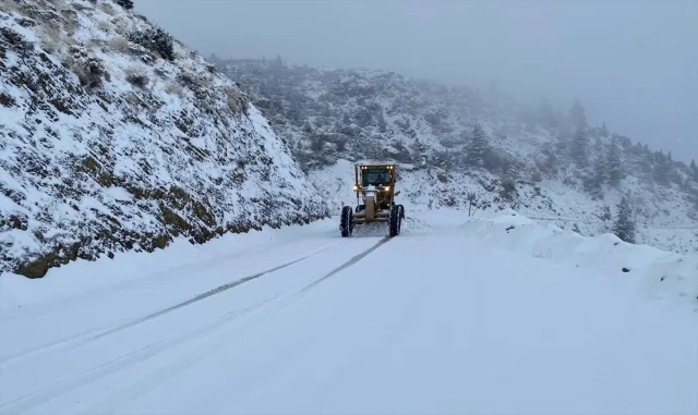 Kahramanmaraş, Malatya ve Adıyaman’da kar yağışı etkili oluyor Kahramanmaraş, Malatya ve Adıyaman’da kar yağışı etkili oluyor
