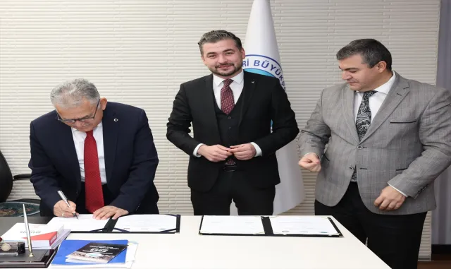 KAYMEK ve Eczacı Odası arasında protokol imzalandı KAYMEK ve Eczacı Odası arasında protokol imzalandı
