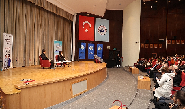 Kayseri’de ’Cumhuriyet’in 100. Yılında Türk Sineması’ söyleşisi düzenlendi Kayseri’de ’Cumhuriyet’in 100. Yılında Türk Sineması’ söyleşisi düzenlendi