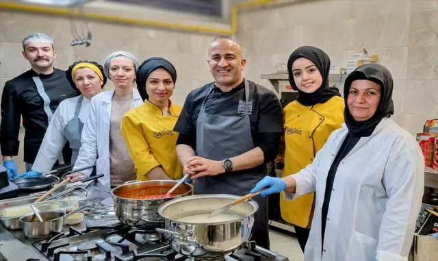 Kayseri’de glütensiz kafe çalışanlarına eğitim verildi Kayseri’de glütensiz kafe çalışanlarına eğitim verildi