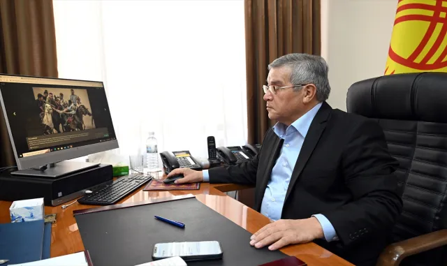 Kırgızistan Devlet Sekreteri Kasmambetov, AA’nın "Yılın Fotoğrafları" oylamasına katıldı Kırgızistan Devlet Sekreteri Kasmambetov, AA’nın "Yılın Fotoğrafları" oylamasına katıldı