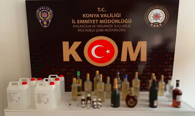 Konya’da sahte içki ürettiği iddia edilen tornacı yakalandı Konya’da sahte içki ürettiği iddia edilen tornacı yakalandı