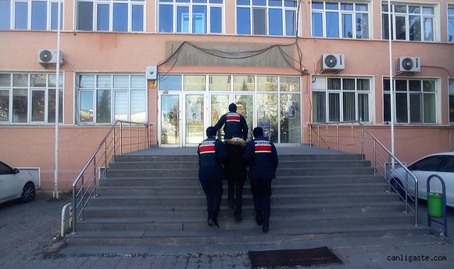 Ne kadar suç varsa hepsini işledi, suç üstü yakalandı! Yer: Kayseri Ne kadar suç varsa hepsini işledi, suç üstü yakalandı! Yer: Kayseri
